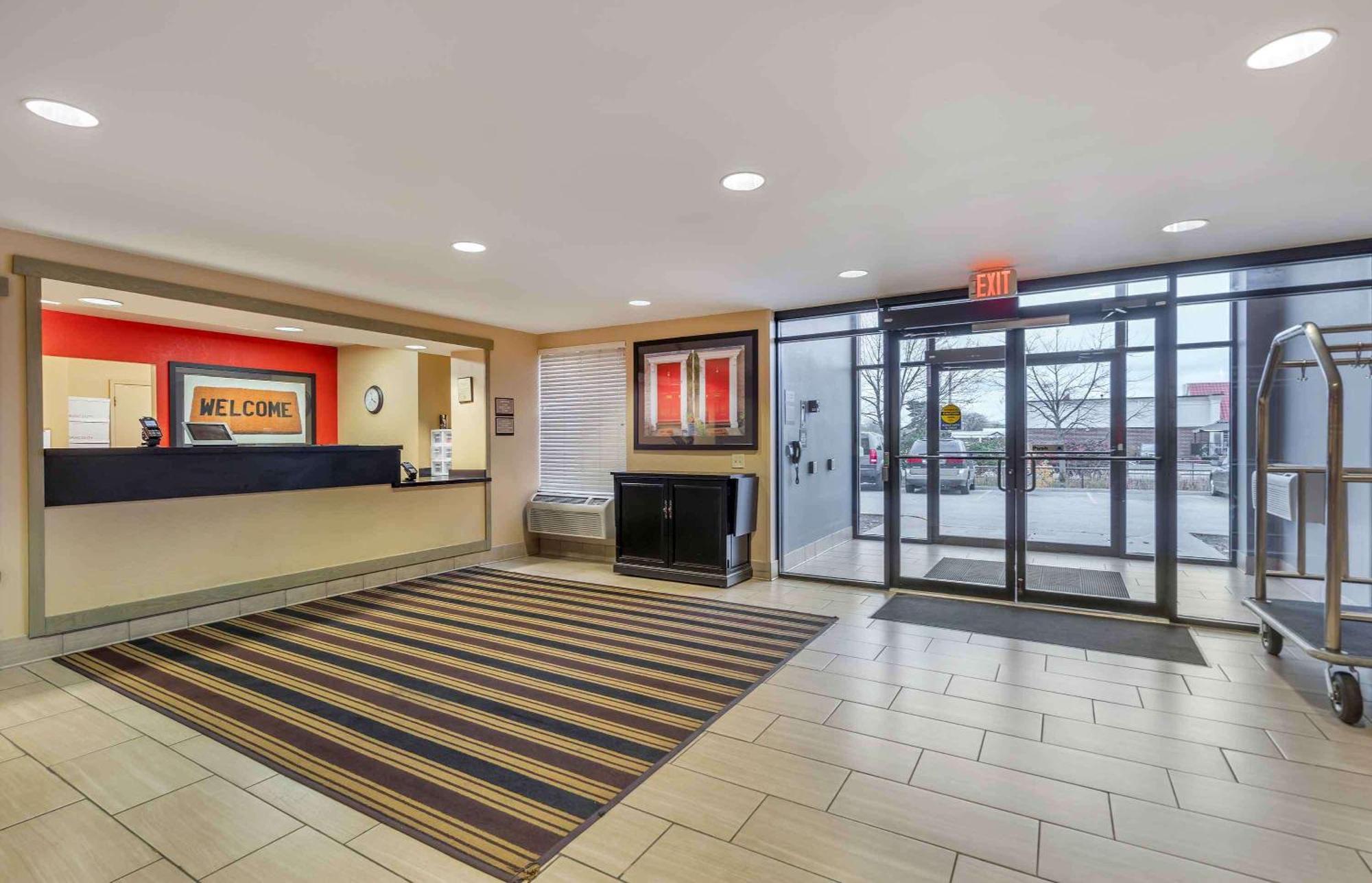 Extended Stay America Suites - Chicago - Lombard - Yorktown Center Exterior photo