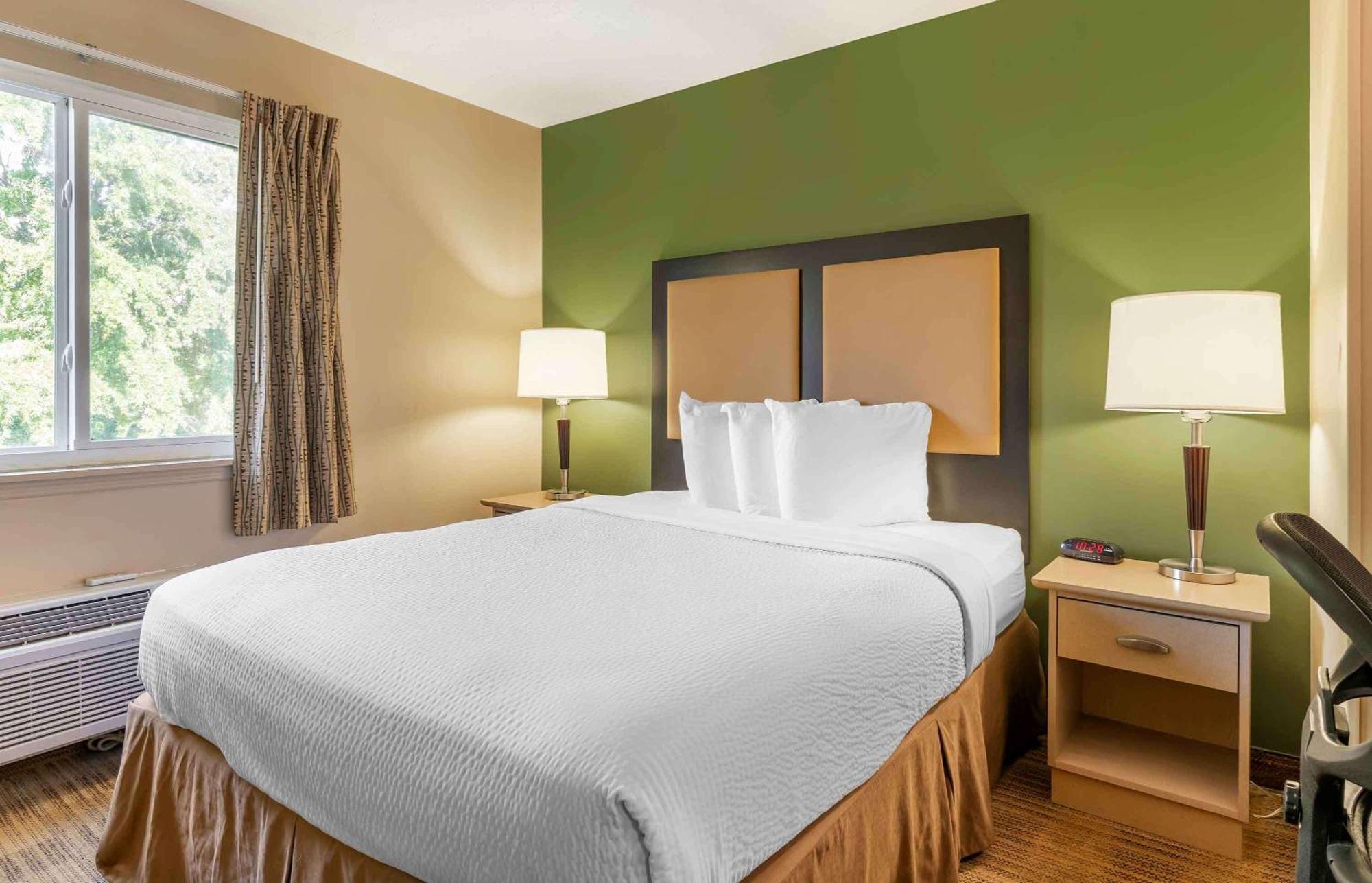 Extended Stay America Suites - Chicago - Lombard - Yorktown Center Exterior photo
