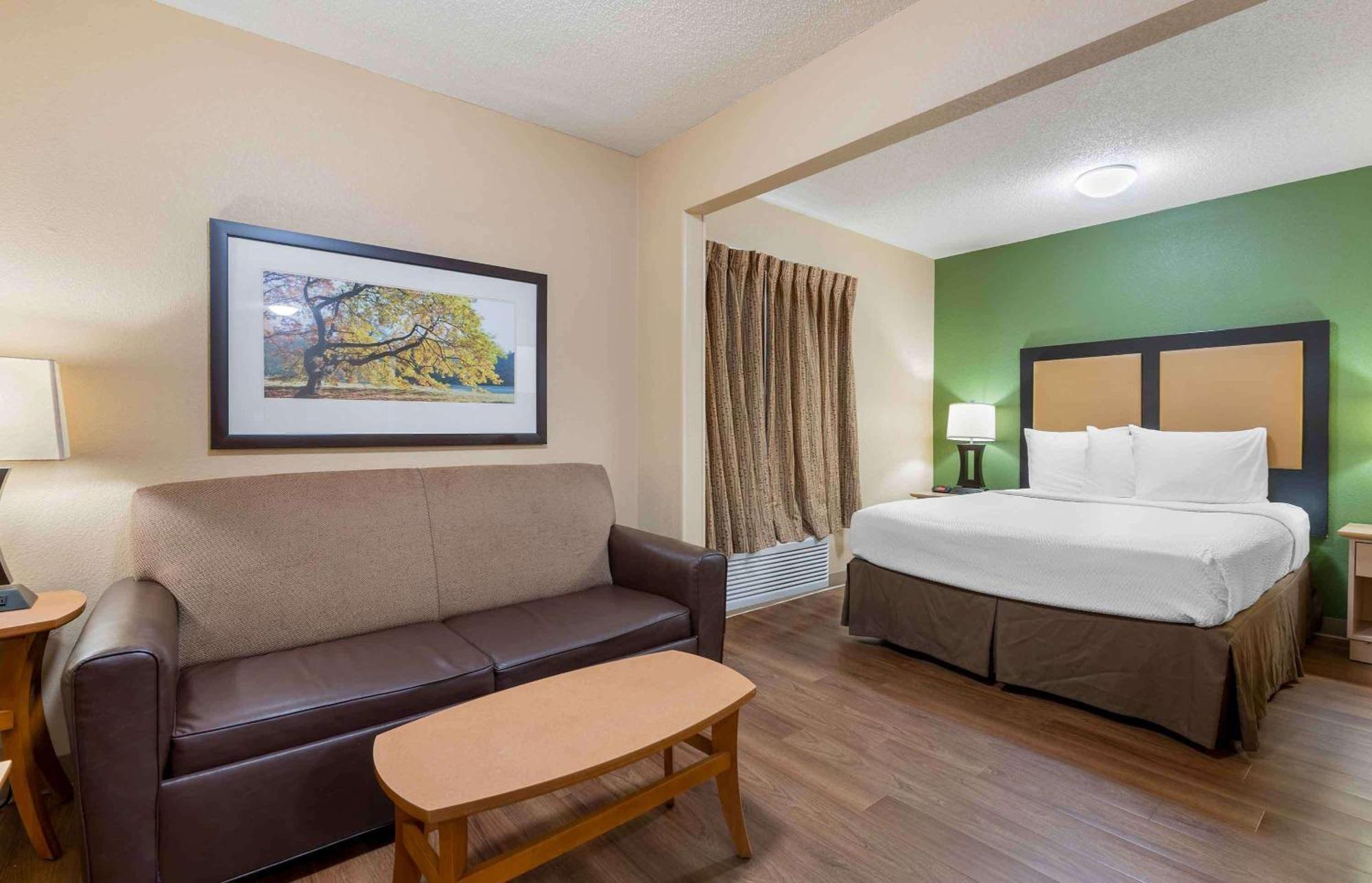 Extended Stay America Suites - Chicago - Lombard - Yorktown Center Exterior photo